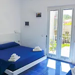 Praja Vecchia Bed and breakfast