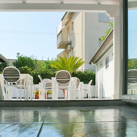 Praja Vecchia Bed & Breakfast