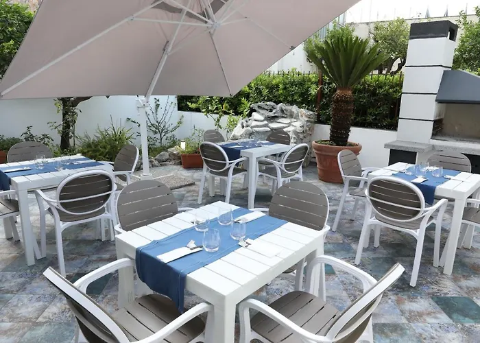 Praja Vecchia 住宿加早餐酒店