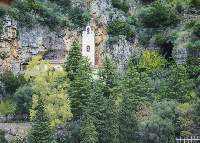 Praja Vecchia 住宿加早餐酒店