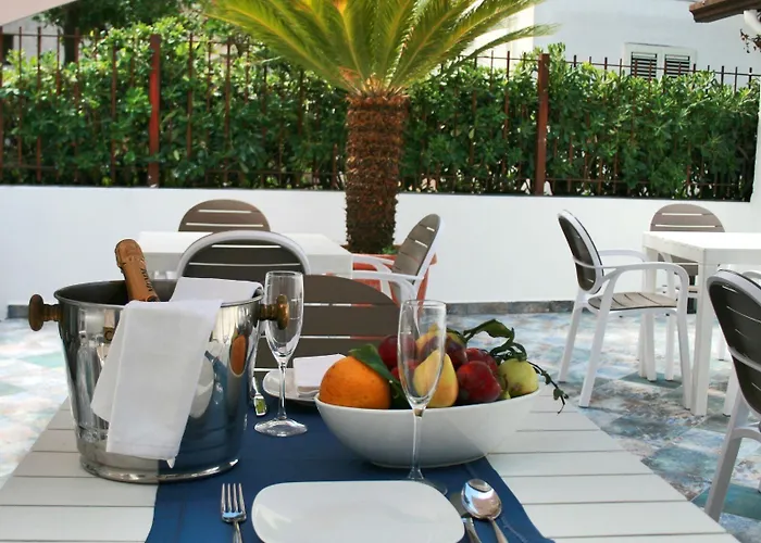 Praja Vecchia 住宿加早餐酒店 4*